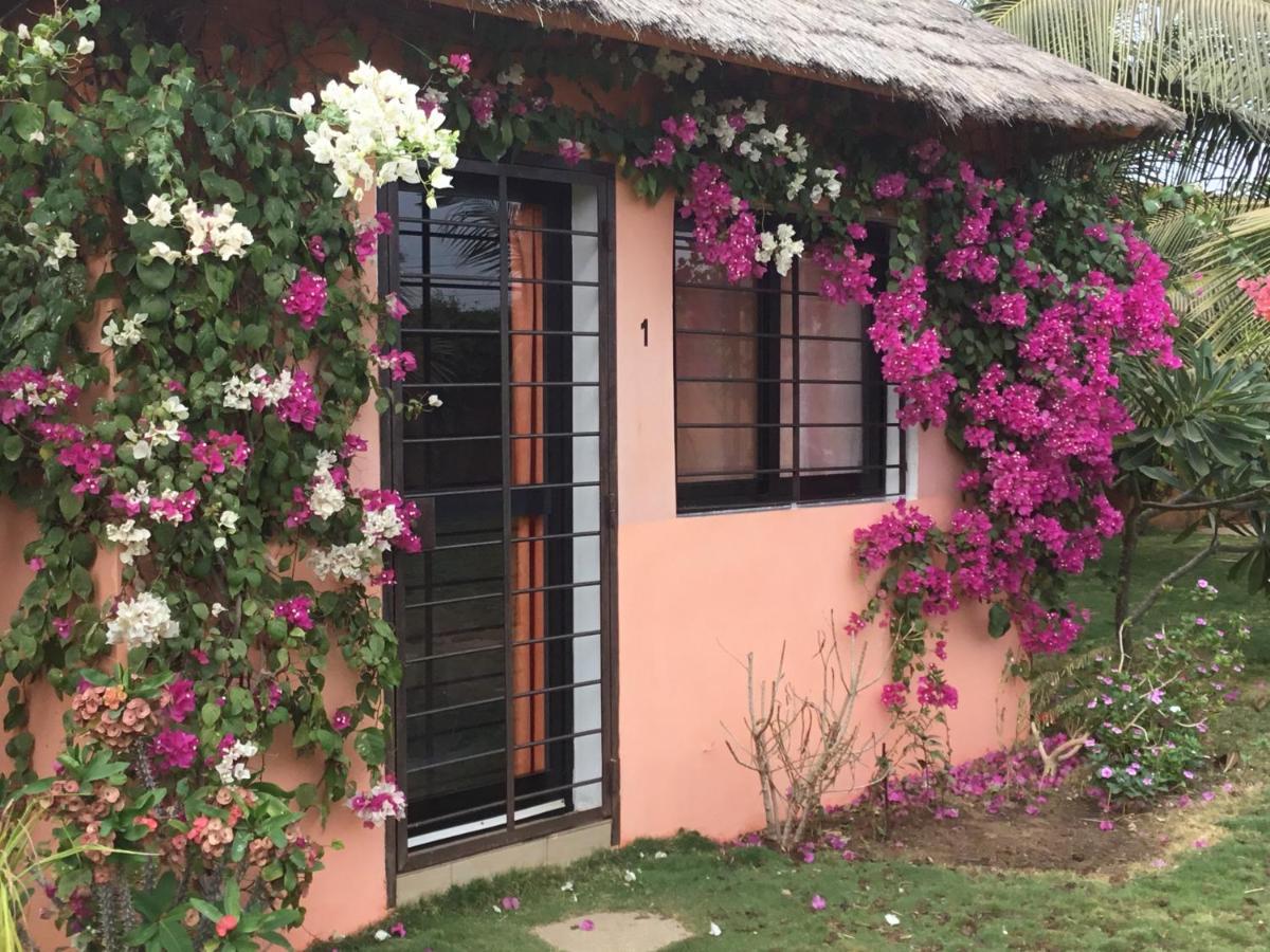 Terra Lodge Senegal M'Bour Buitenkant foto